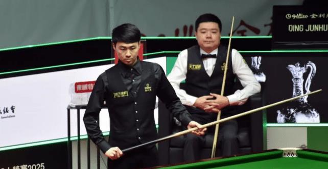 中国斯诺克大捷！3-0、3-0、2-2，冠军联赛：徐思夺2个小组冠军