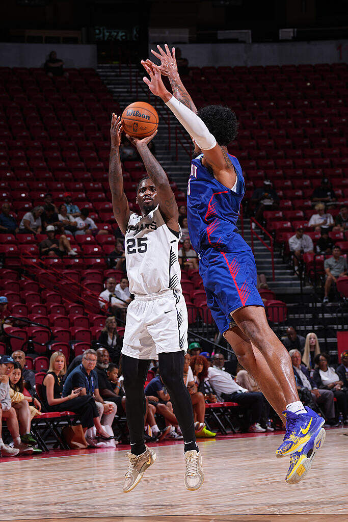 WNBA全明星正赛玩得热闹！NBA夏联球员合同之争战得火爆！