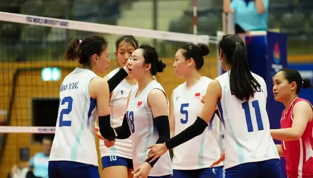 又遭逆转！中国女排无缘卫冕，2位前国手集体低迷，王之腾露馅