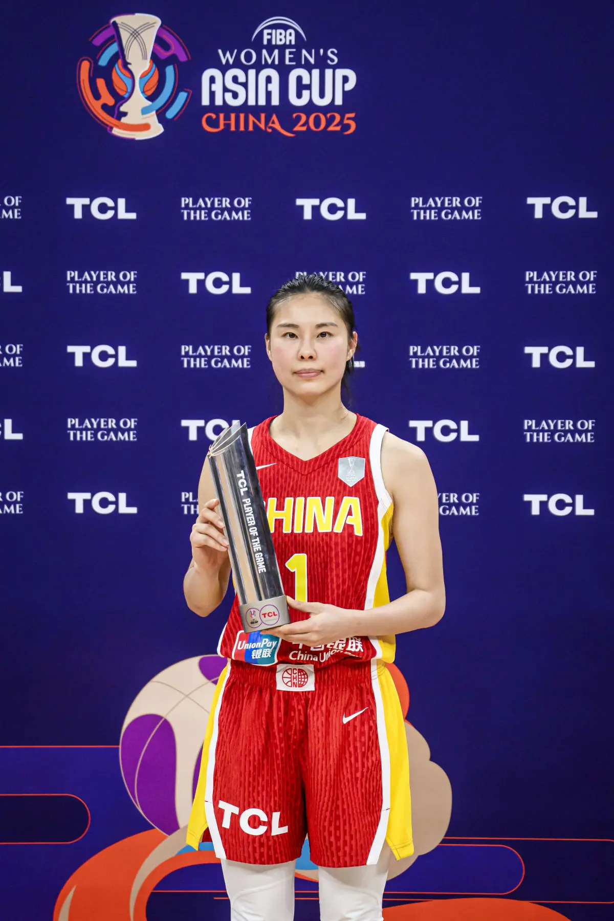 中国女篮季军收官！赛后宫鲁鸣被喊下课，王思雨发言意味深长！