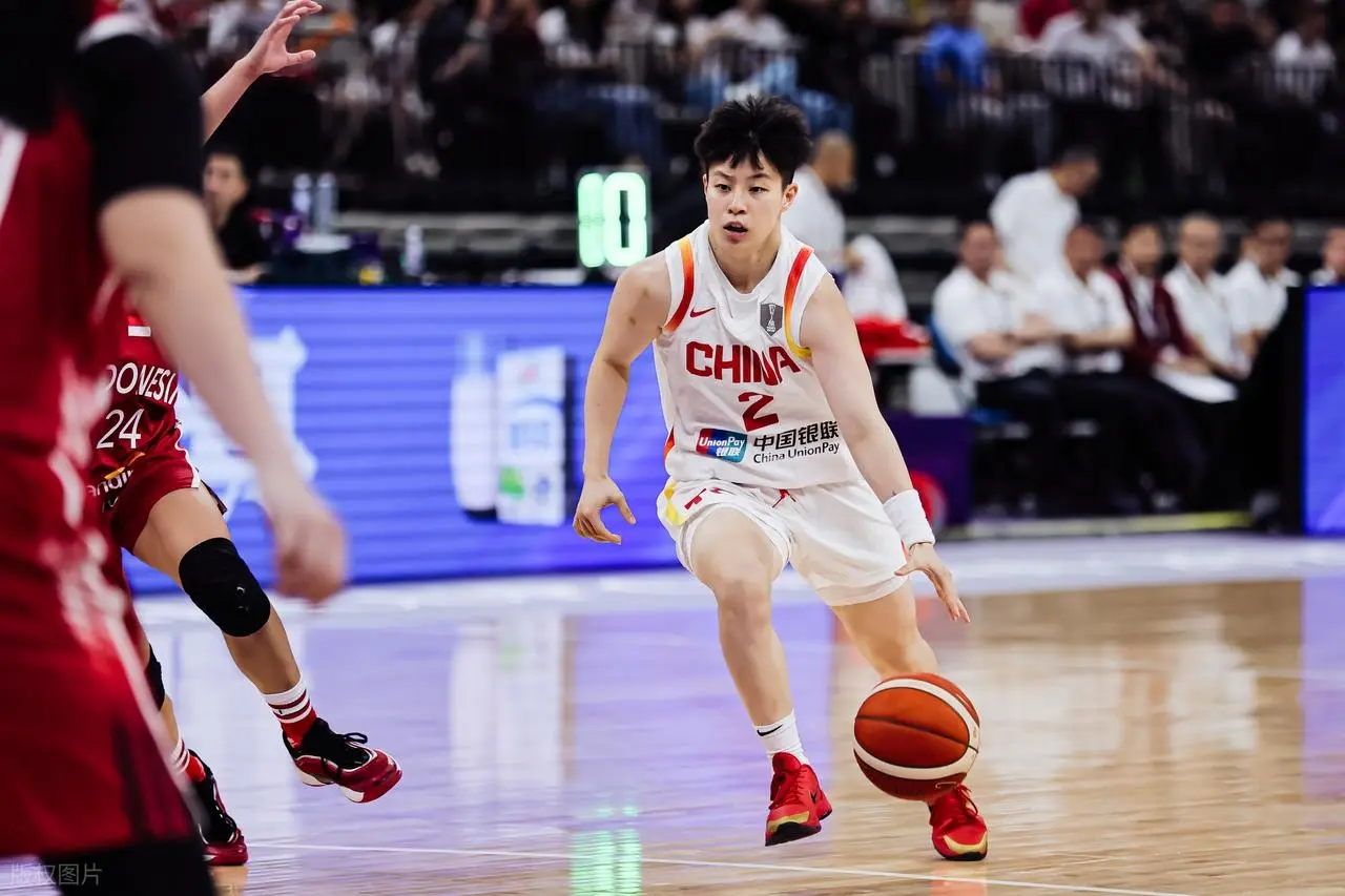 中国女篮亚洲杯数据：4人场均得分上双，张子宇得分王，李缘最低