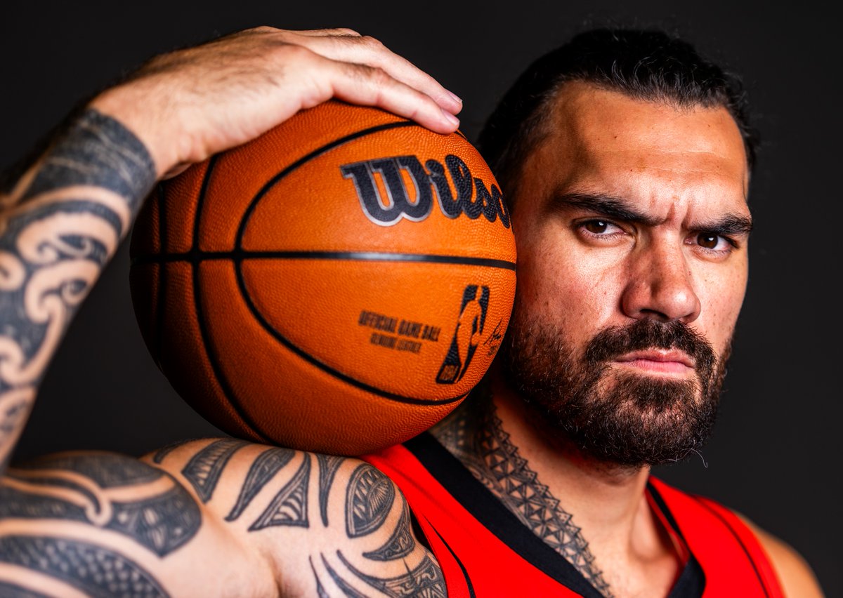 32岁生日快乐！NBA官方晒照为史蒂文-亚当斯庆生
