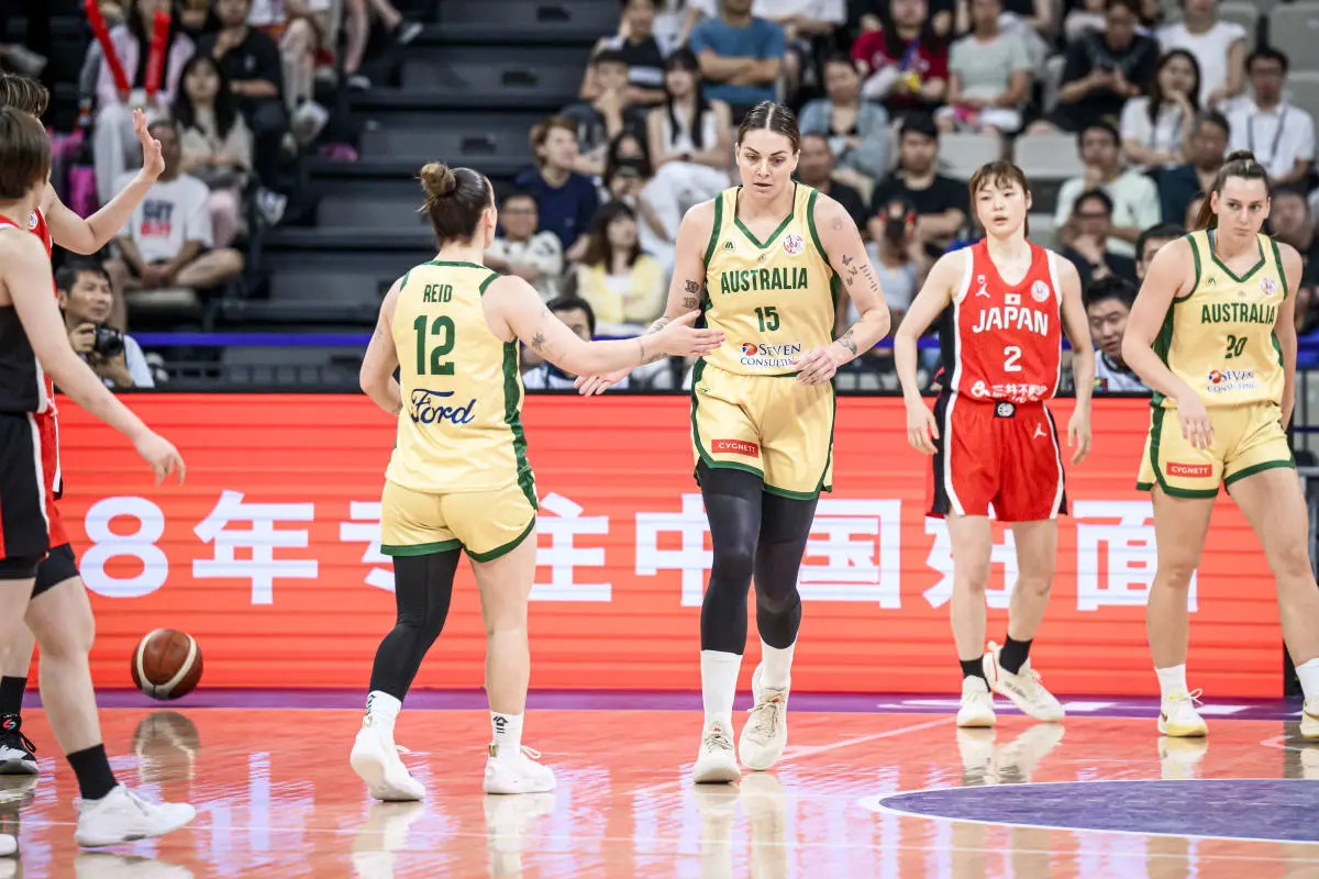 亚洲杯收官，新王诞生！澳大利亚创历史，日本亚军，中国女篮遗憾
