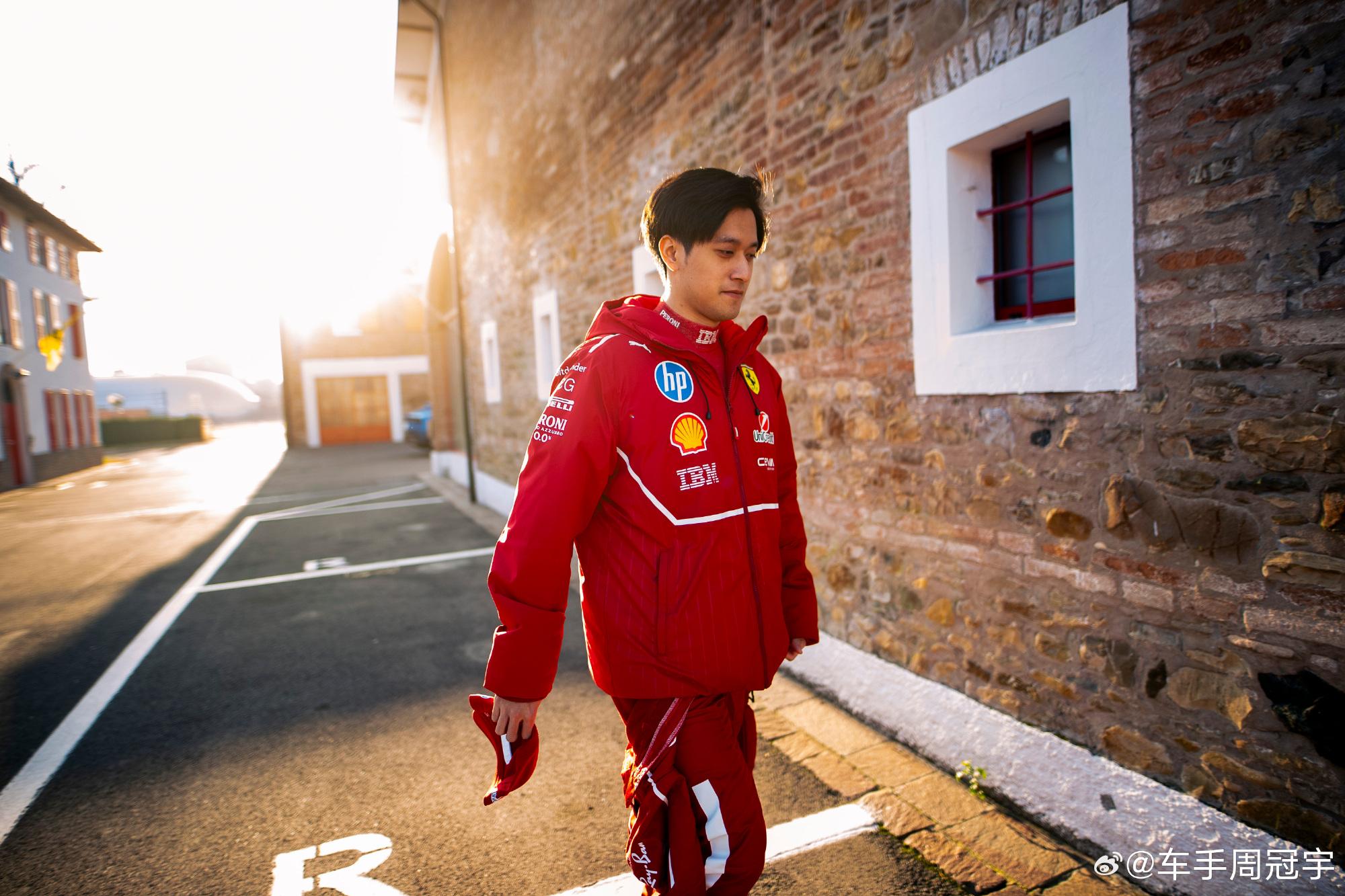 F1车手周冠宇发文祝贺天禄夺冠：TYLOO nb！JamYoung nb！