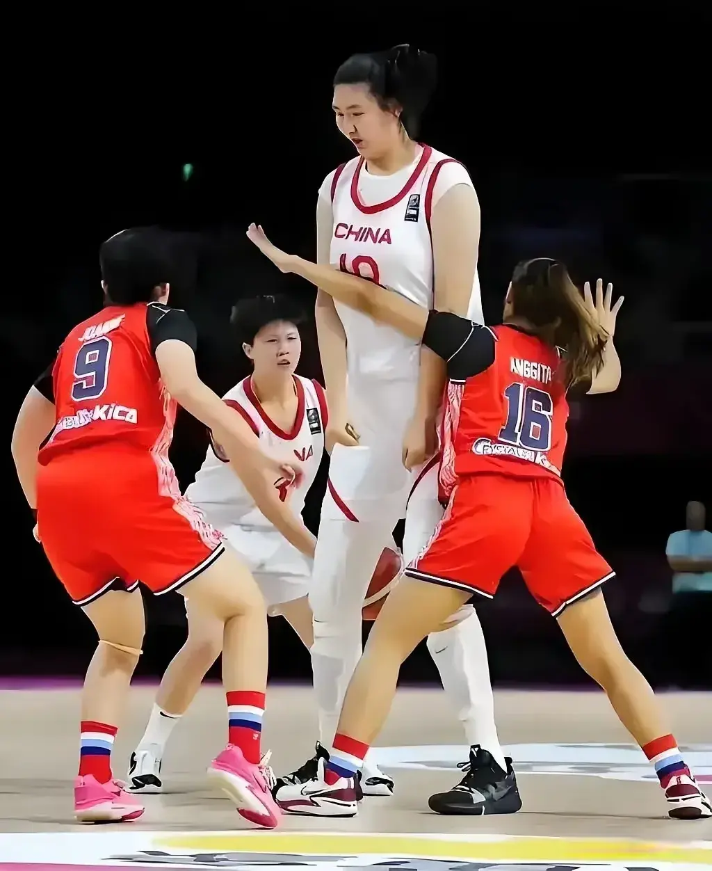 一战未成神，一战却成王，张子宇未来中国女篮的扛旗人！