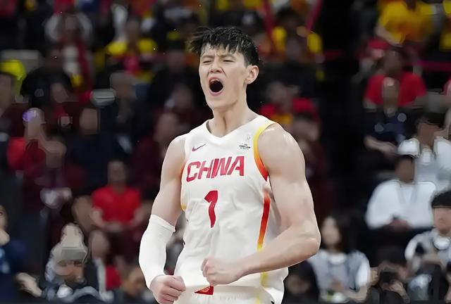 中国男篮：曾凡博无缘2025年亚洲杯