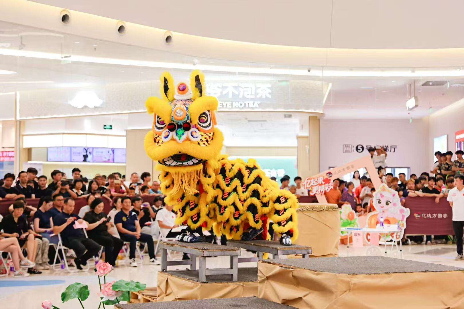 超500名“雄狮少年”轮番登场！第九届广州青少年醒狮表演赛白云区选拔赛圆满收官