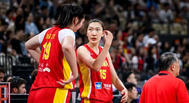 女篮丢冠后恐大换血！6大国手恐离队：杨力维李缘或告别国家队？