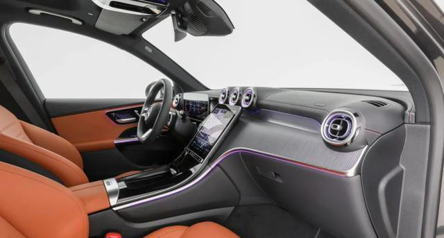 豪华中型SUV又降了！连降价14万，配2.0T+全时四驱，长4米8配7座