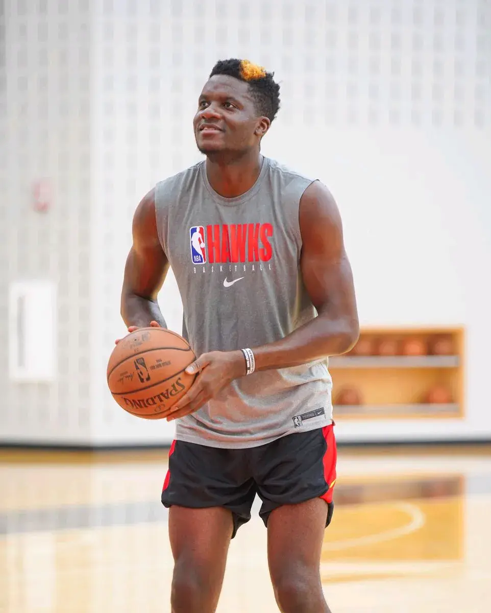 卡佩拉：当火箭管理层打来电话时 我没有任何犹豫