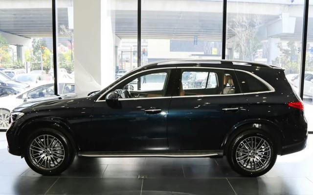 豪华中型SUV又降了！连降价14万，配2.0T+全时四驱，长4米8配7座采购|汽车产业|汽车配件|机加工蚂蚁智酷企业交流社群中心