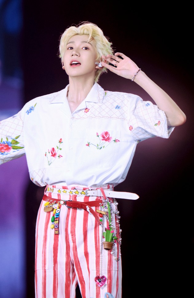 王源即将打破鸟巢记录！