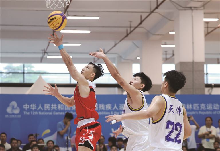 无声赛场荣光绽放