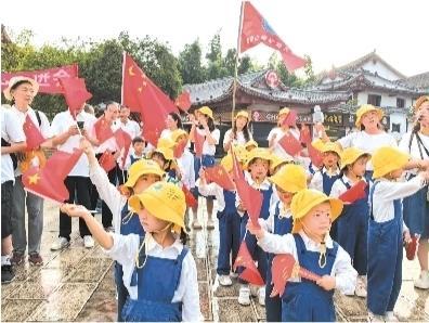 欢乐六马燃赛道