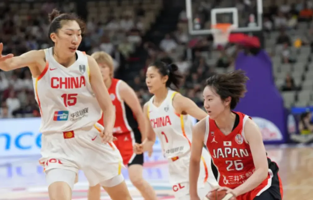 大胜韩国女篮35分！多名老将赛后落泪，恐告别国家队