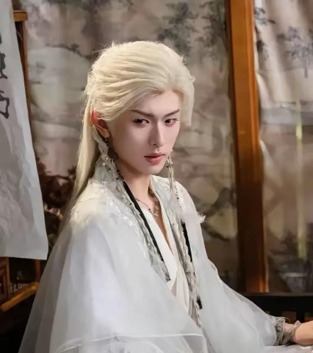 短剧顶流又来一位，柯淳重回前三，榜首居然还是他！