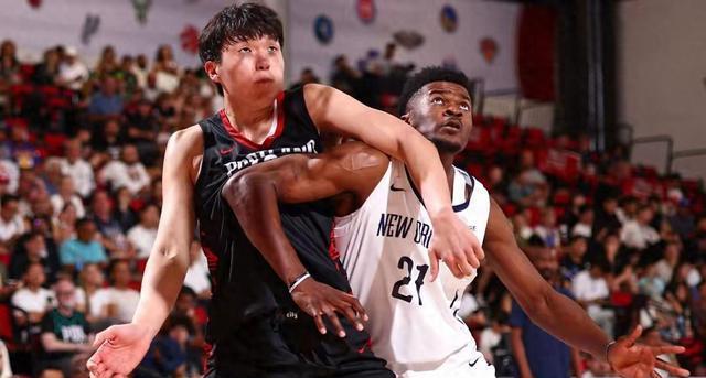 有些失望！NBA杨瀚森常规赛身份确定，仅是第三中锋，不要乐观
