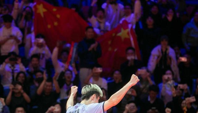 2-0夺冠！中国队终于赢了，10年，等了整整10年，这一刻等得太久