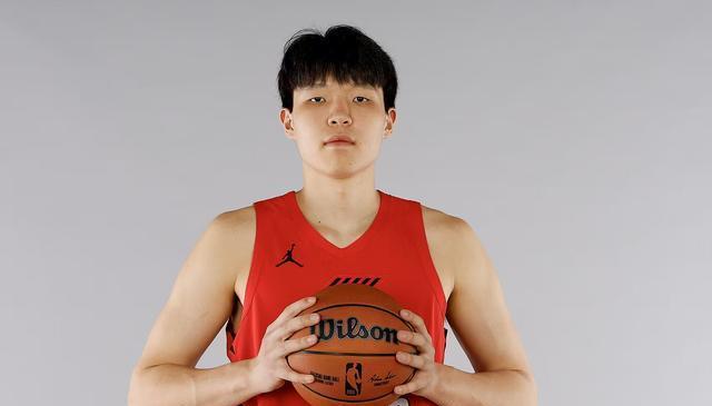 NBA：湖人裁掉两人，库明加拒回勇士，杨瀚森效应显露