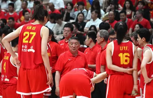 新华社：中国女篮着眼未来 澳大利亚实现突破