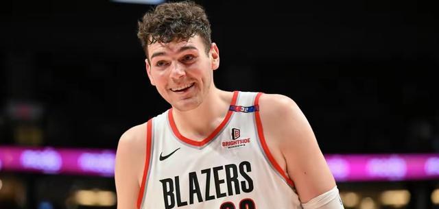 有些失望！NBA杨瀚森常规赛身份确定，仅是第三中锋，不要乐观