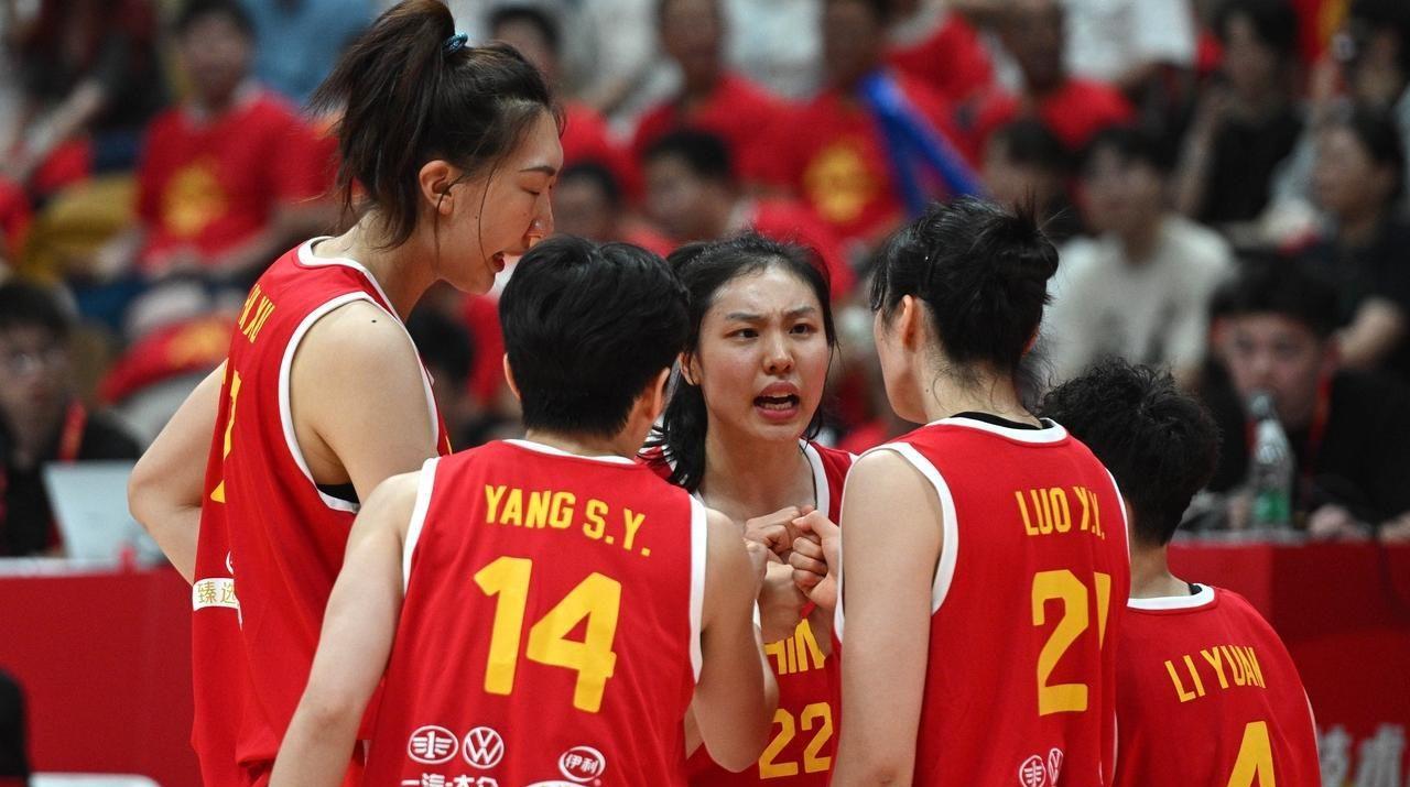 中国女篮大胜韩国原因揭晓！球迷第二次发声，这回说了真话