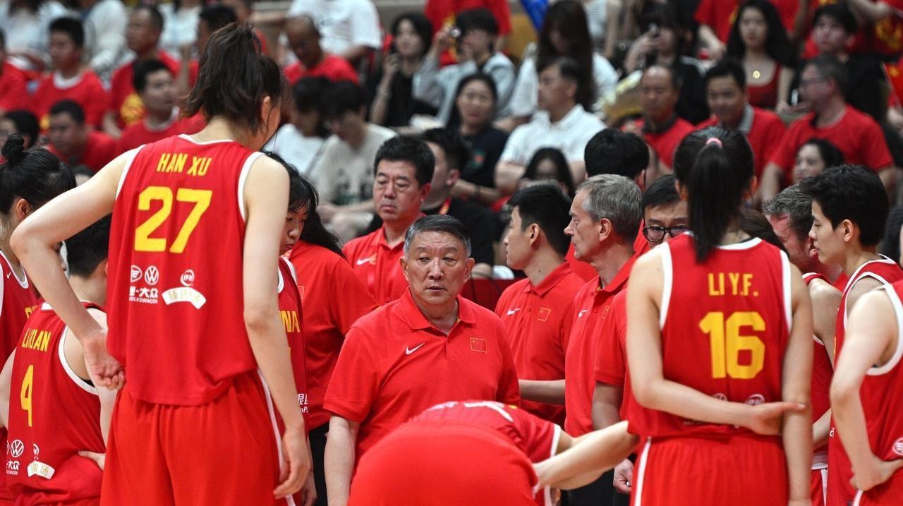 中国女篮大胜韩国原因揭晓！球迷第二次发声，这回说了真话