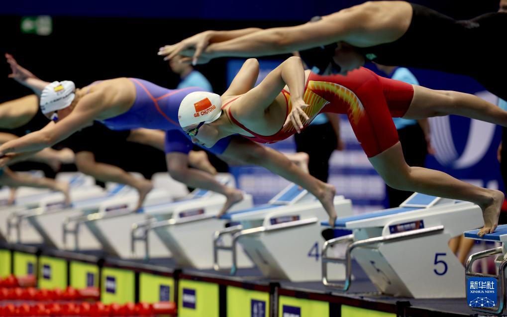 大运会——游泳：中国队获得女子4X200米自由泳接力银牌