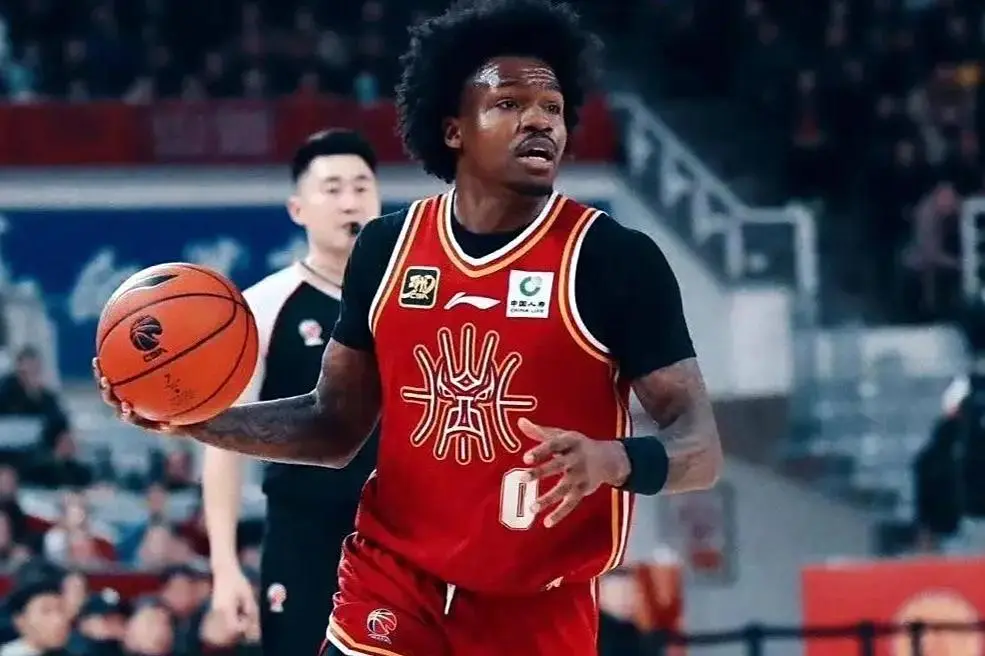 CBA自由市场八大外援，广东上海争抢CBA得分王，辽宁捡漏内线王牌