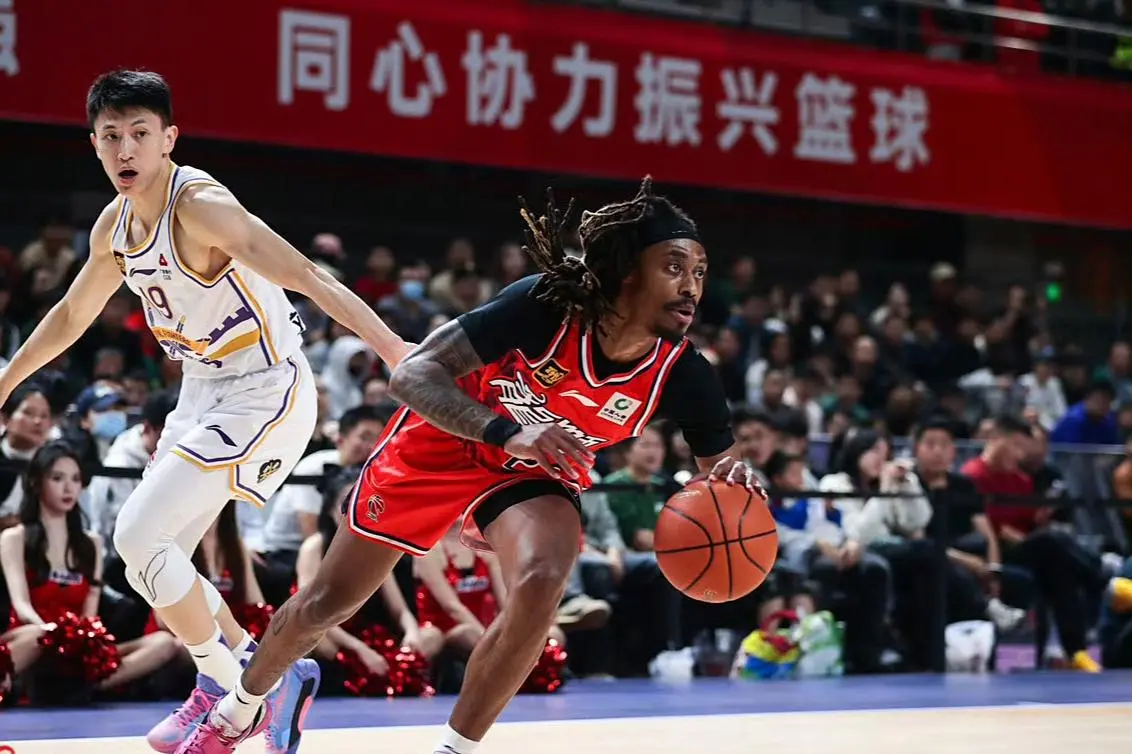 CBA自由市场八大外援，广东上海争抢CBA得分王，辽宁捡漏内线王牌