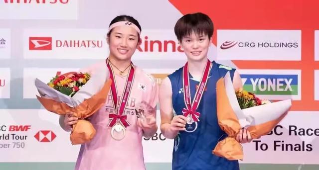 石宇奇2-0战胜卫冕冠军夺冠！中国队3金1银完美收官！