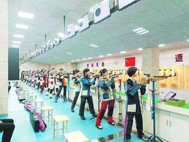 临夏州“神枪手”在省青少年射击锦标赛中勇夺1金1银