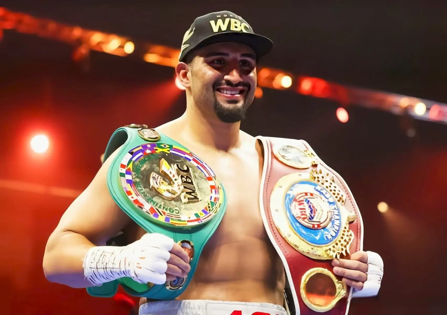 终究来了！全胜拳王卡巴耶尔：正式叫板乌西克，这将是完美对决