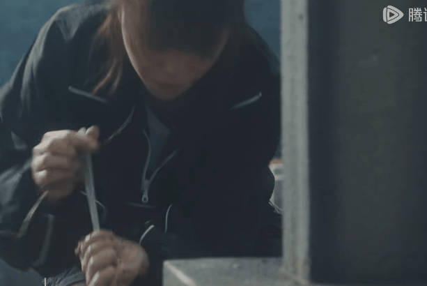 刚播热度破13000！连刷4集！我想说: 王传君这部剧要火向全国
