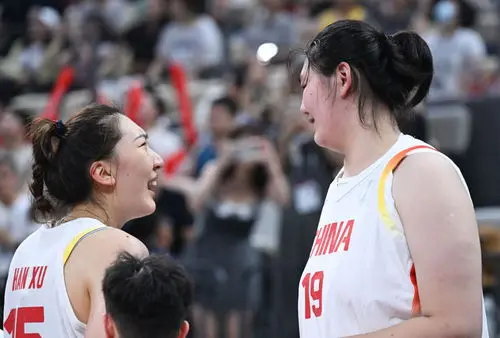 季军之痛后，女篮该换帅重来还是深耕训练提战力？