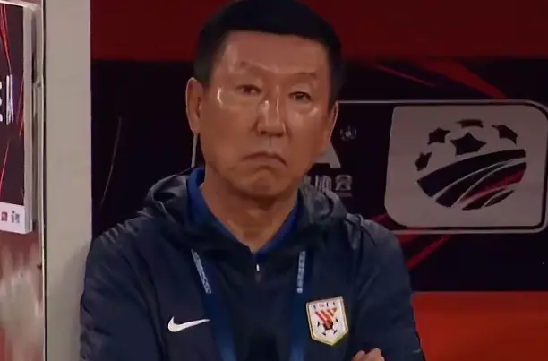 高招！鲁能一纸官宣释兵权，让崔康熙骑虎难下，还不用付违约金