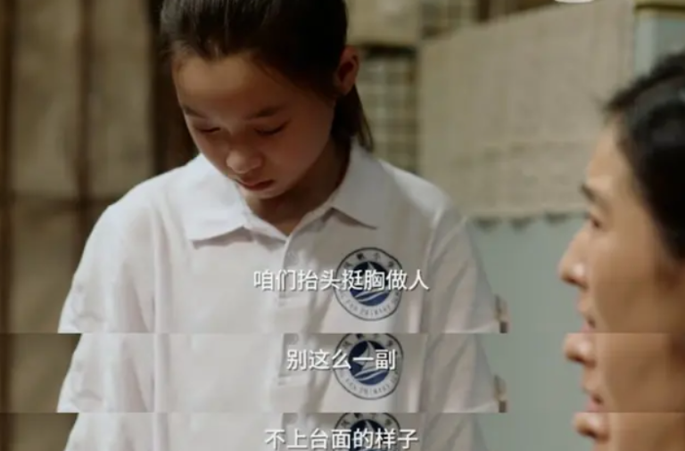 发现一个规律：穷人的富养是带孩子到处旅游，增长孩子的物质欲望；富人的富养是教孩子看清世界的真相和规则，获取真正的能力