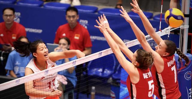 U19女排世锦赛淘汰赛时间出炉，中国女排形势好，与卫冕冠军同区
