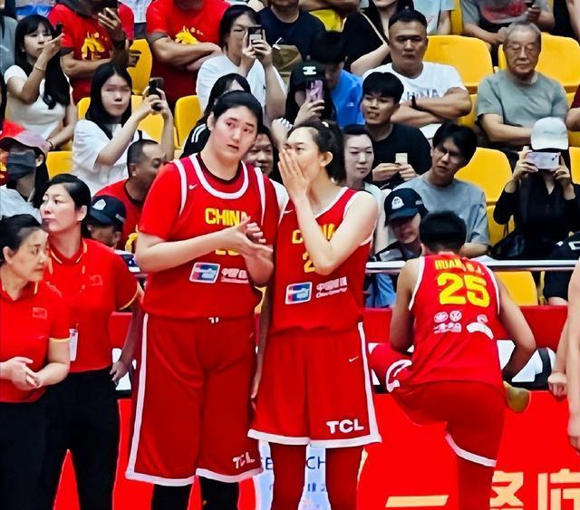 张子宇复出，还能击败中国女篮吗？澳洲主帅6个字回应，耐人寻味