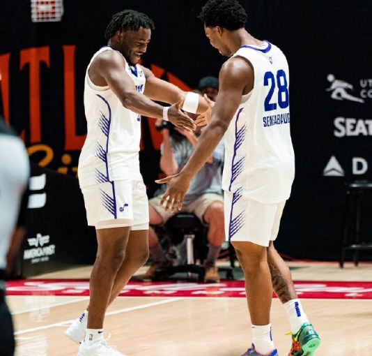 NBA夏联战报：灰熊绝平球踩线遭爵士17分逆转 5号秀18分森萨博37分