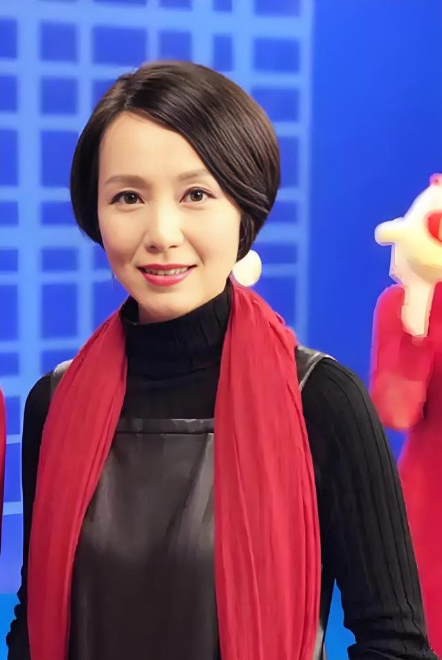 23年风靡广东体育台，50岁果断退休陪女，她的选择让人泪目