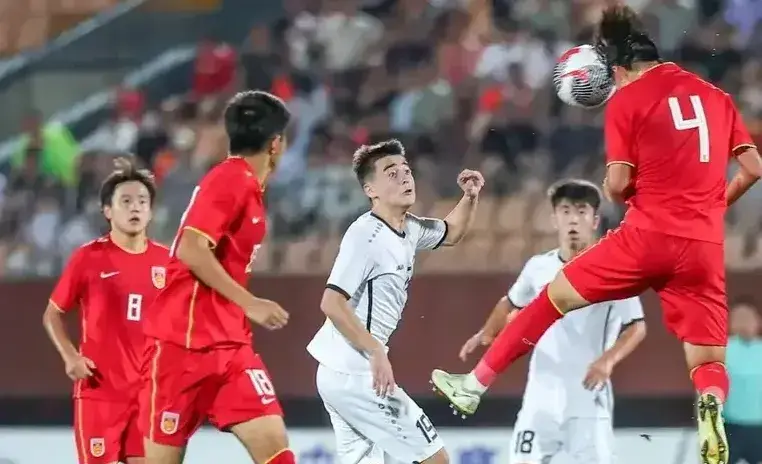2:1 逆转强敌！“足球小将” 闪耀赛场，中国足球青训未来可期