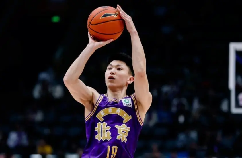 俞长栋加盟宁波男篮，刘晓宇转型做教练；杜锋成为全运会封面人物