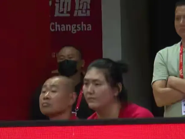 73:69澳大利亚后，中国女篮收获3大好消息，宫鲁鸣找到李梦替代者