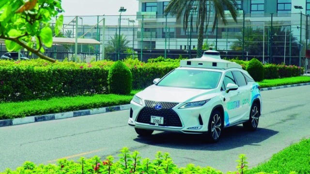 从“技术验证”转向“场景落地” 自动驾驶赛道万亿级市场开启