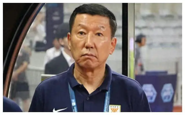 更新换代！鲁能下狠手先向4大老将开刀，全部撤销报名，一人或直接退役