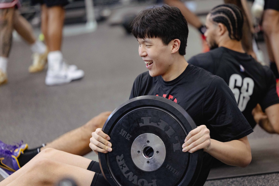 NBA夏季联赛2025赛程 状元弗拉格亮相 杨瀚森首秀挑战勇士！