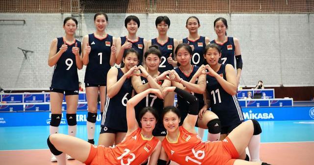 太不容易！3-2、16-14，中国队鏖战，8强我们来了，全队如释重负