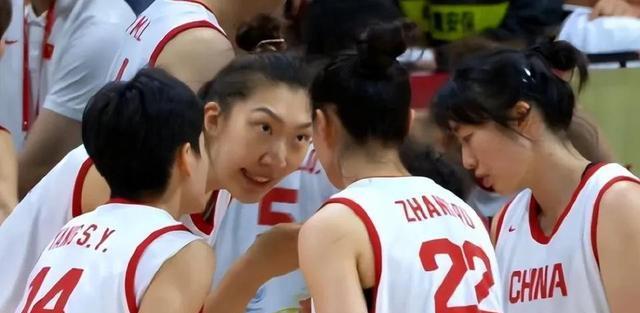 4分险胜澳大利亚！赛后3人遭到了全网指责，球迷：对不起国手身份
