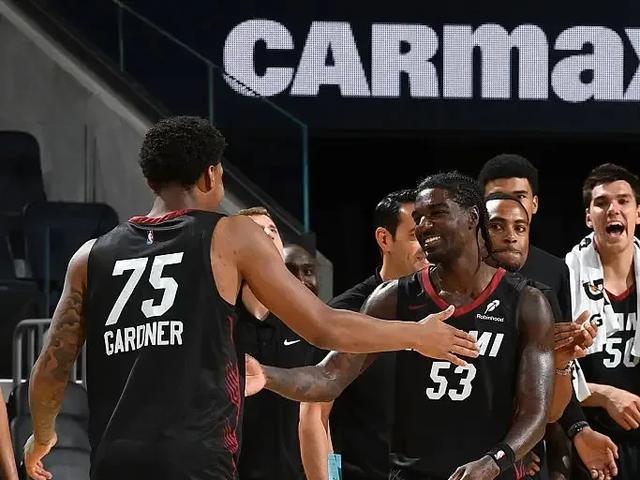NBA夏季联赛：勇士79-93不敌热火遇二连败！罗14+2+2&拉松15+5+4